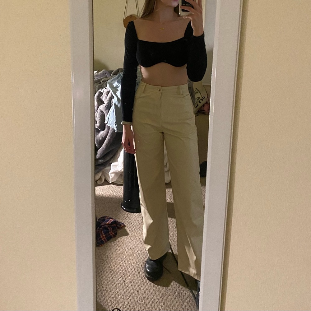 Square Neck Crop Ribbed Knit Top - Picture 10 of 10